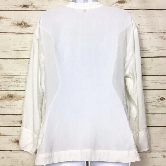 Eileen Fisher Boxy White V-Neck Linen Blend Top - Picture 4 of 8